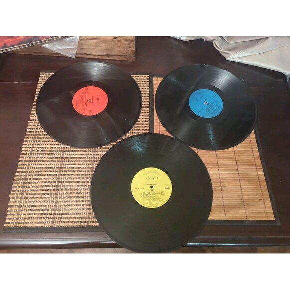 Kiss 3 -LP "The Originals" Casablanca NDLP 7032 - Vinyl - No booklet - VG+ - Picture 4 of 4